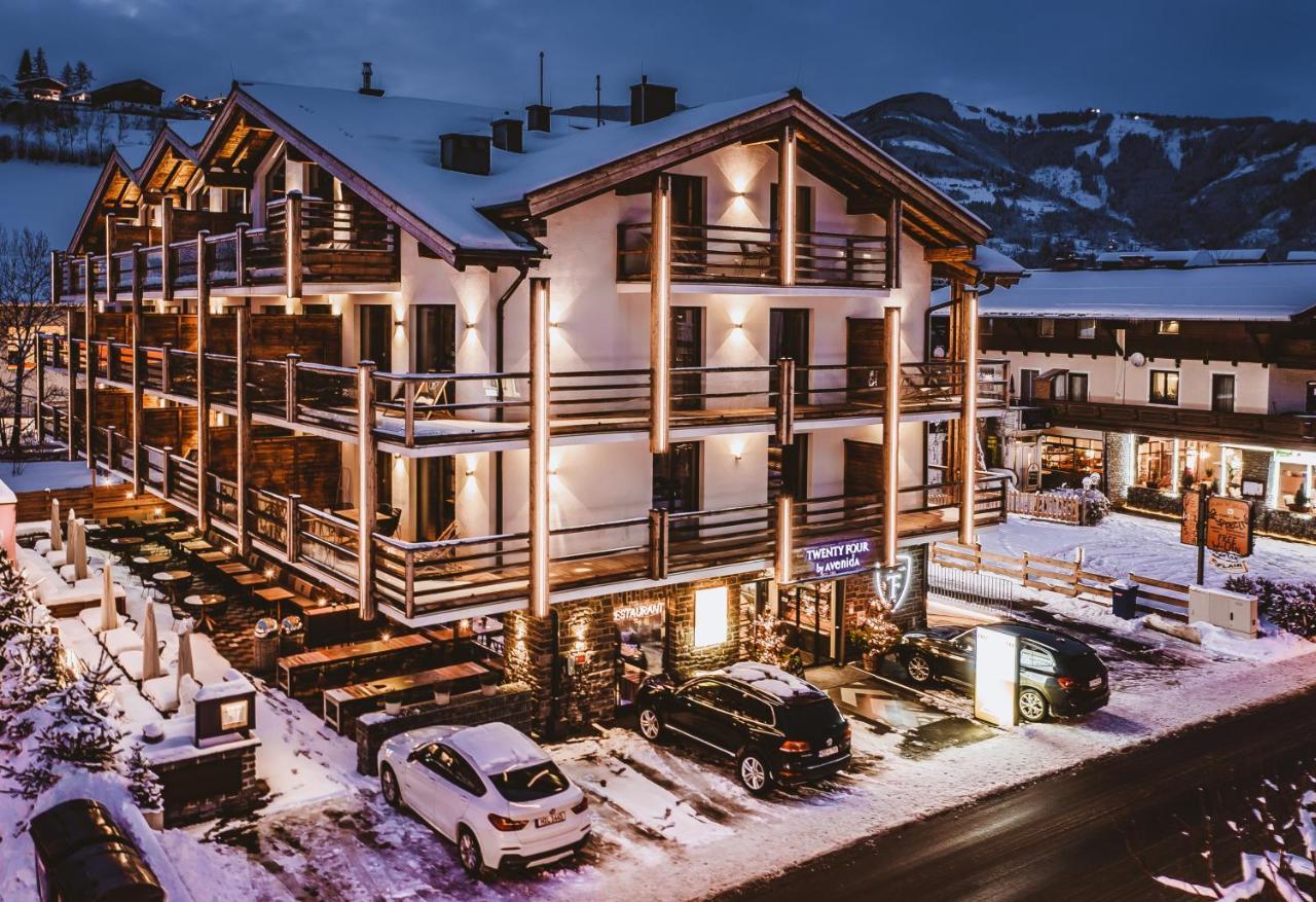 24 By Avenida - Mountain Hotel Kaprun Extérieur photo